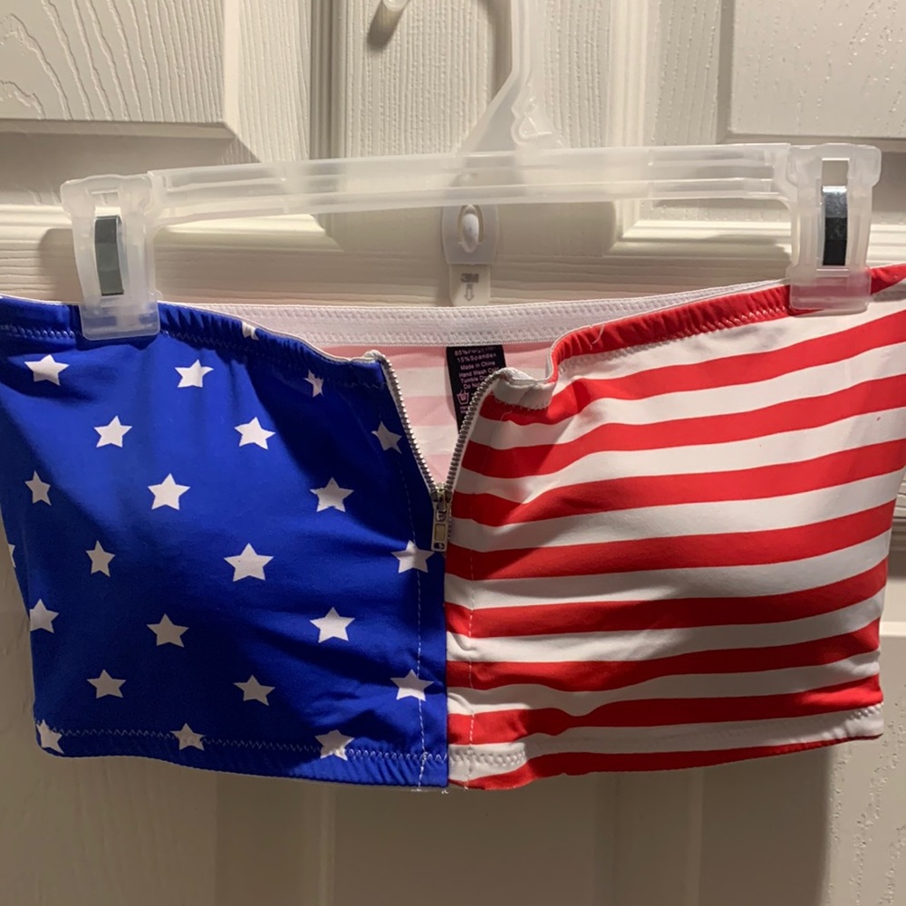 Women strapless swimsuit top size 1X color red & white & blue new